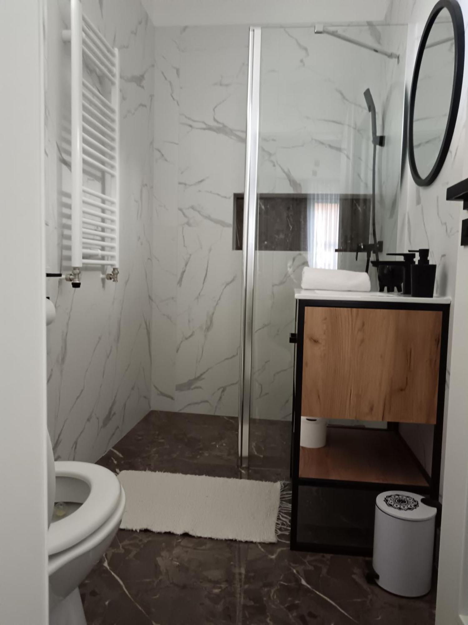 Guest House Penzion Fortuna 트브르도신 외부 사진