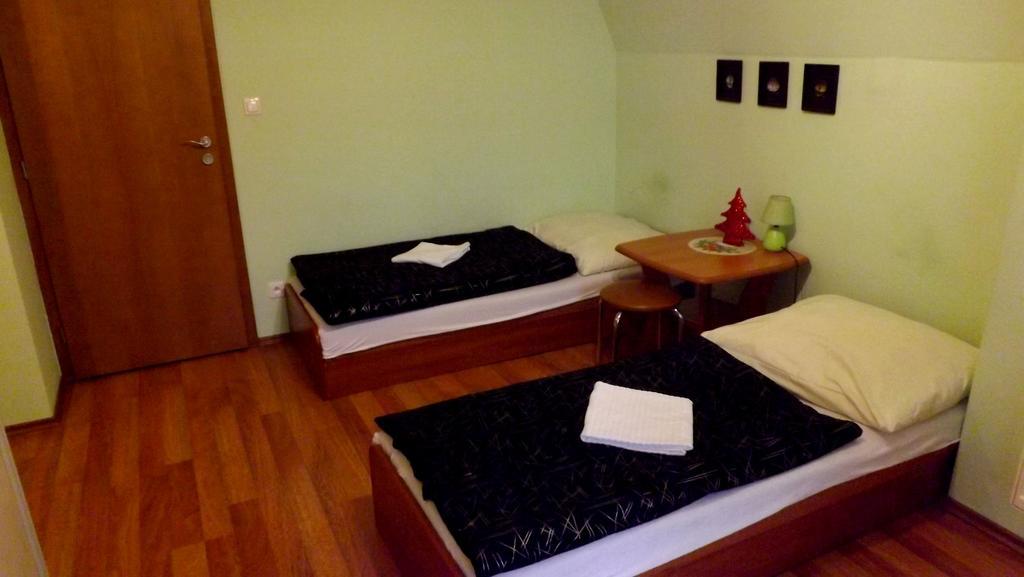 Guest House Penzion Fortuna 트브르도신 객실 사진