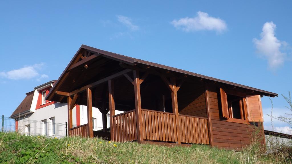 Guest House Penzion Fortuna 트브르도신 외부 사진