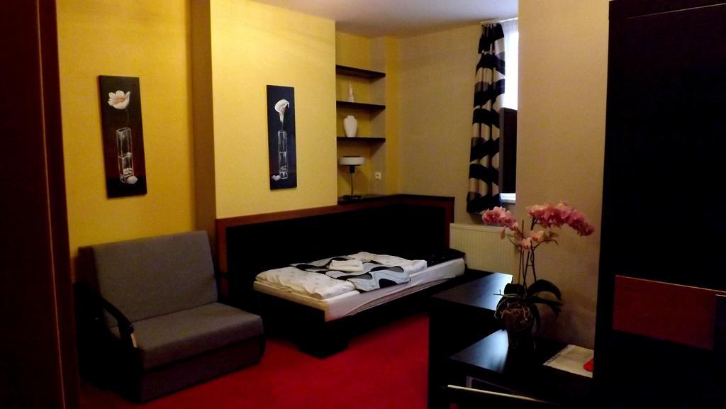 Guest House Penzion Fortuna 트브르도신 객실 사진