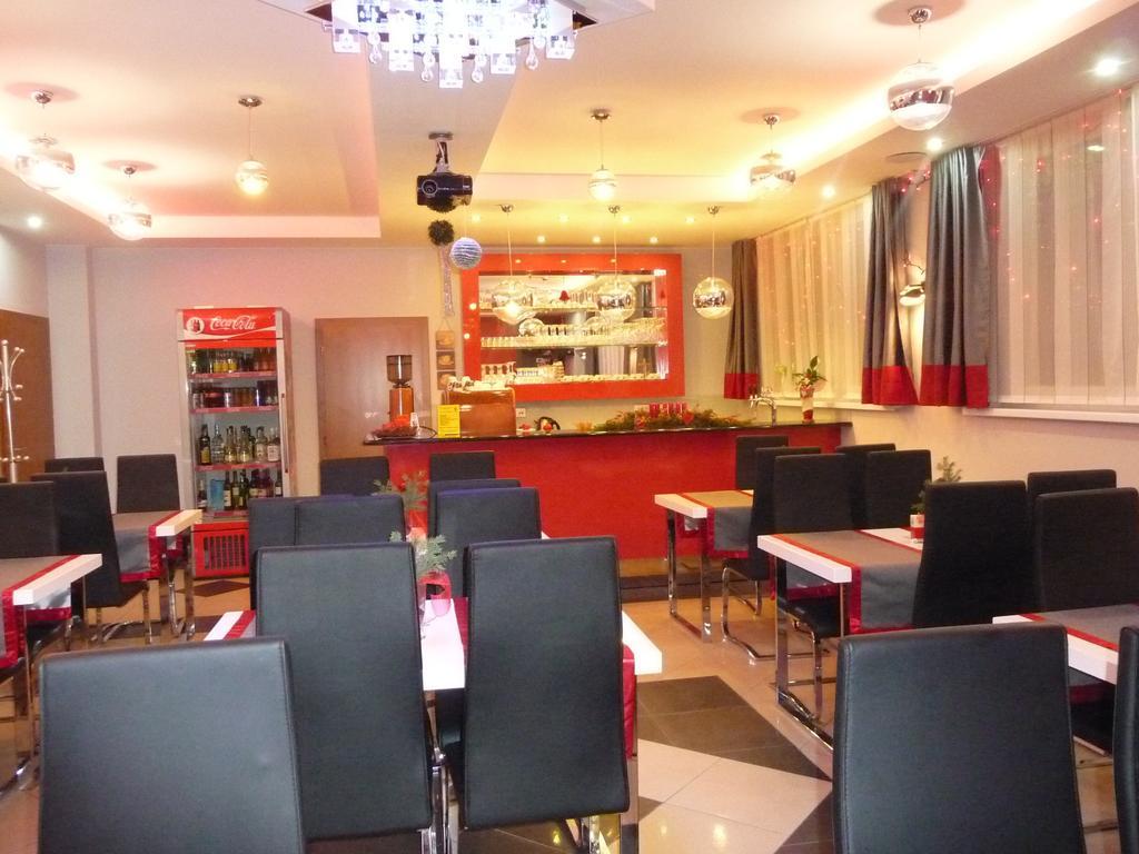 Guest House Penzion Fortuna 트브르도신 외부 사진