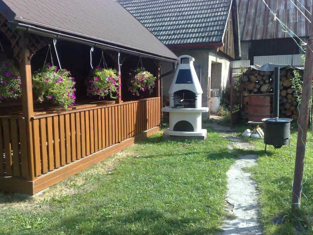 Guest House Penzion Fortuna 트브르도신 외부 사진